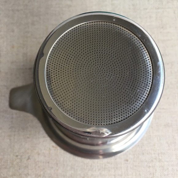 David’s Tea Blue Ceramic Mug with Strainer & Cover - Picture 5 of 7